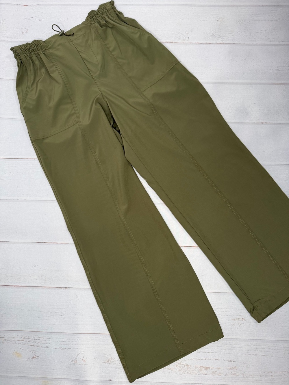 NWT Rachel Zoe Olive Green Wide Leg Drawstring Pants Size Medium